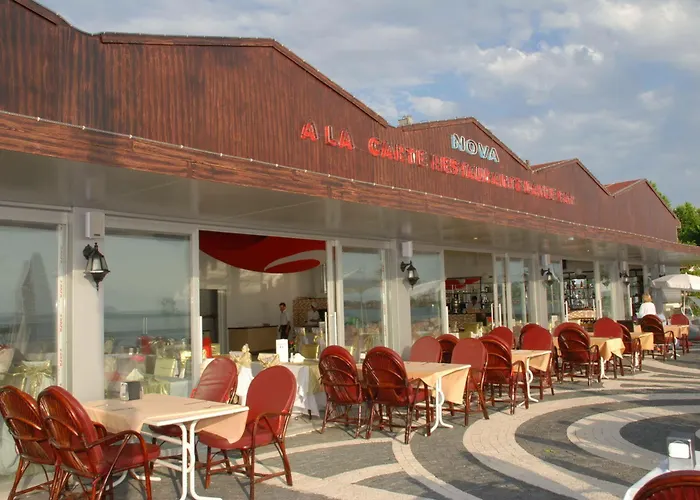 Nova מלון סייד